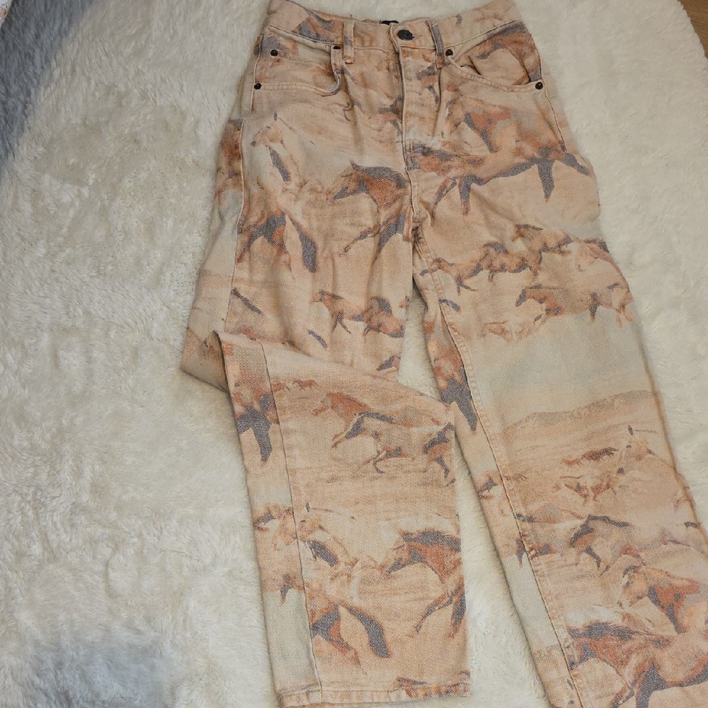 BDG Anthropologie  High-Rise Baggy Jeans with HORSE PRINT Size 25